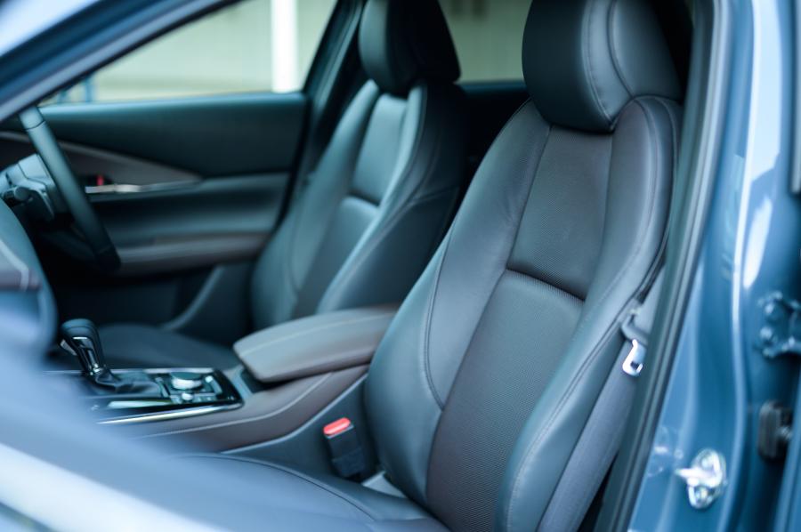 Интерьер Mazda CX-30 2019 года  (JP) (фото 27 из 37)